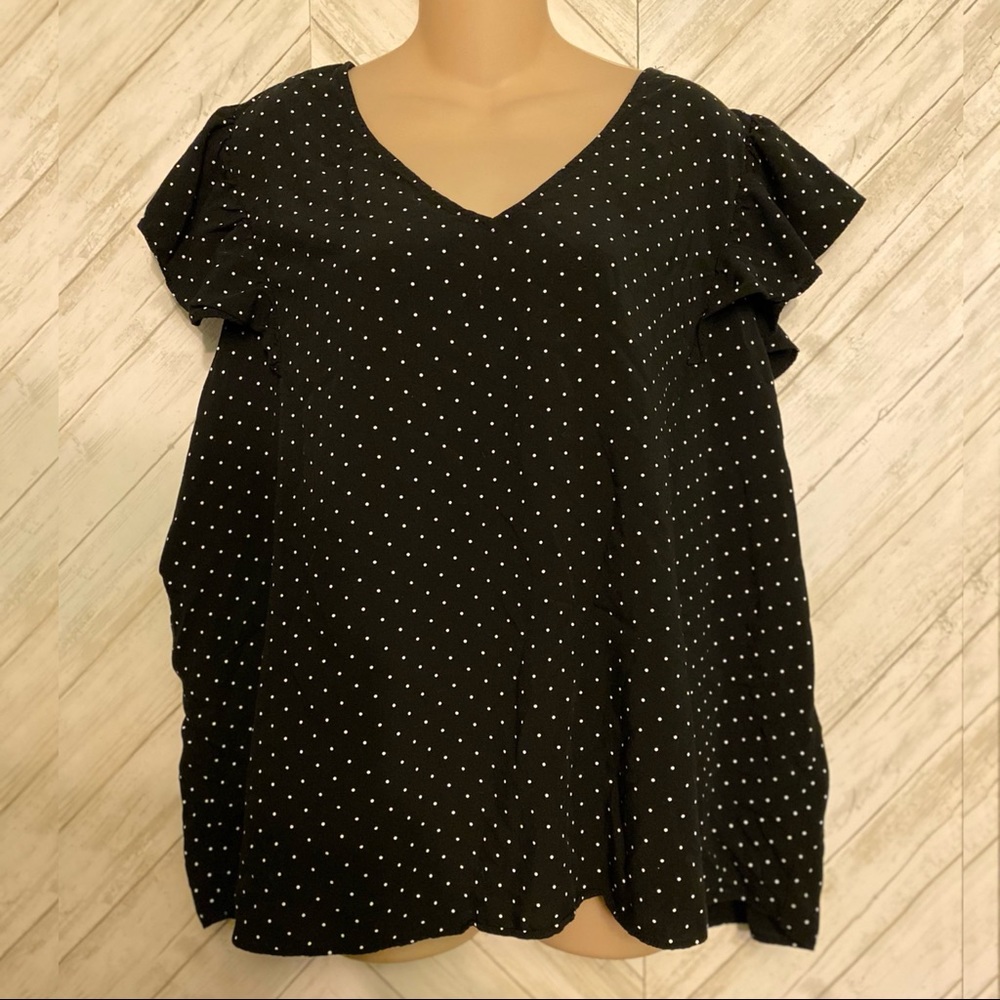Polka dot top